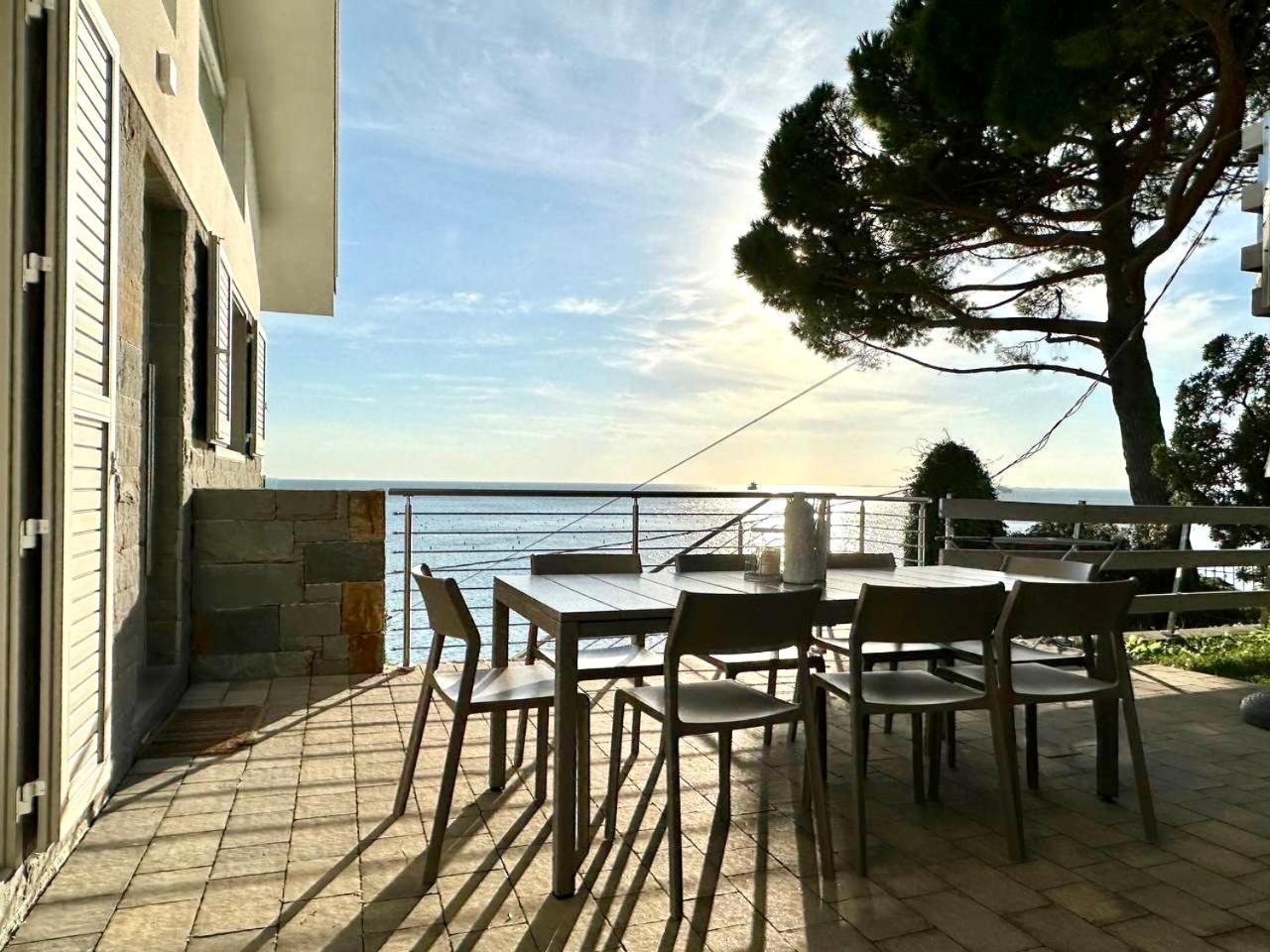 Villa_a.mare Villa Aurisina